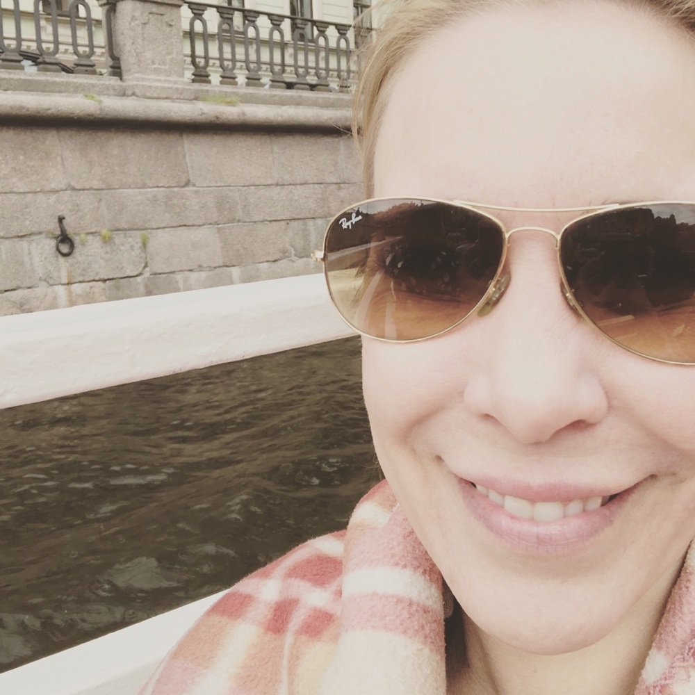 Meet your Posher, Laura